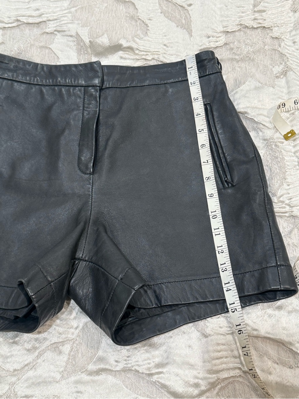 Mango genuine leather shorts size 6 - Picture 11 of 12